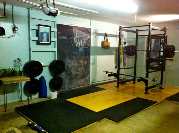 Beautiful Olympic lifting platform - Very well constructed DIY garage gym
