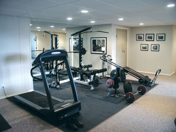 Great idea using the basement for a garage gym - or basement gym
