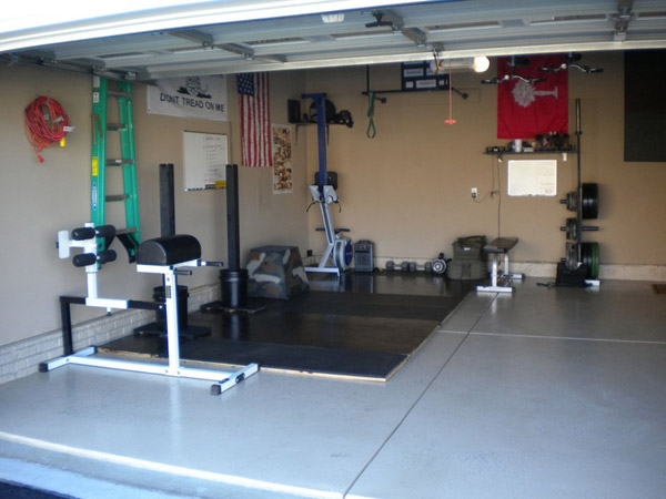 GHD equipped garage gym. Very nice