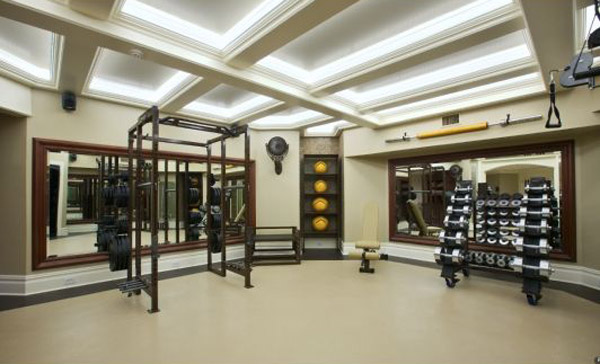 Very fancy-pants home gym. Lots of space and great dumbbell selection