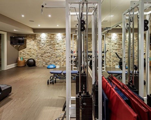 Killer accent wall in this home gym