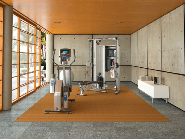 Nice gym - Life Fitness Crossover looks like a treat to own