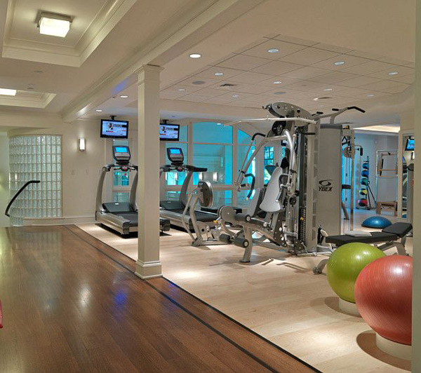 Looks sterile - Nice multi-gym. I like the medicine ball holder in the back