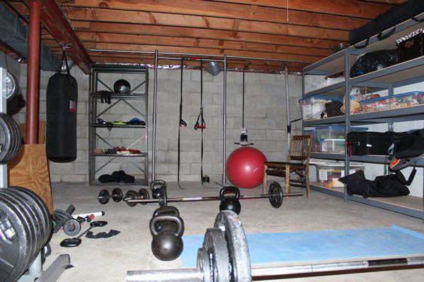 Well equipped iron basement gym with all you need to be fit as hell