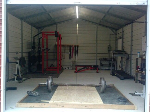 Dedicated iron shed gym - DIY platform even