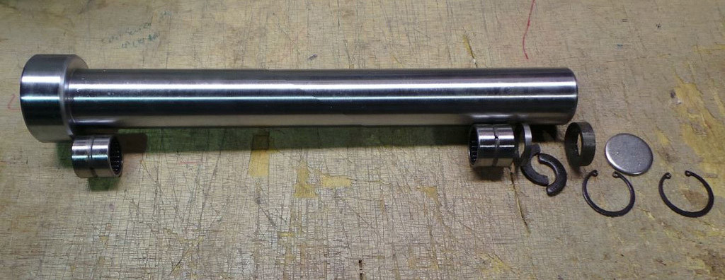 Barbell Review and Shopping Guide - Disassembled needle-bearing bar sleeve