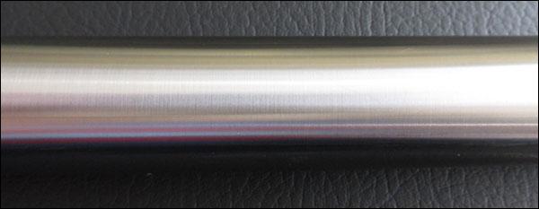 Zoom in - Stainless steel shaft