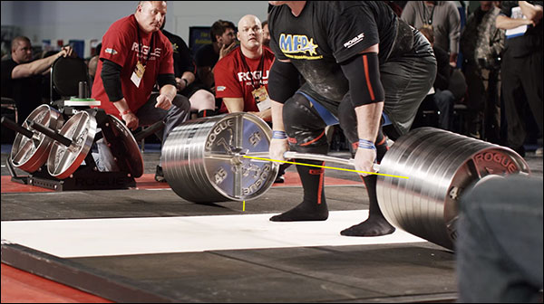 Pulling the slack out of a deadlift bar