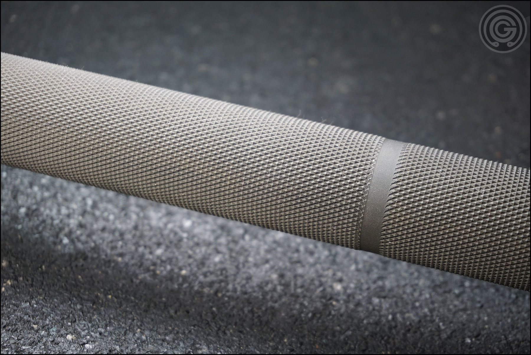 Knurling Gallery - Rep Fitness PowerSpeed Power Bar (outer knurling)