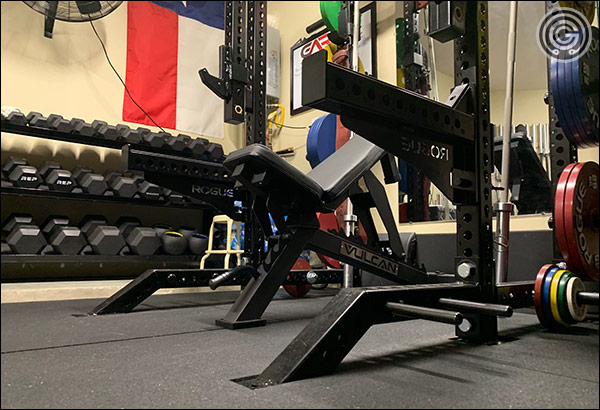 Rogue Monster Collegiate Half Rack - Pretty damn impressive, but not cheap!